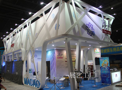 如何選擇資深展覽展示服務(wù)商？成都展藝展覽展示制作工廠解析